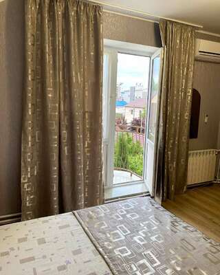 Гостиница Век Анапа Улучшенный четырехместный номер-6