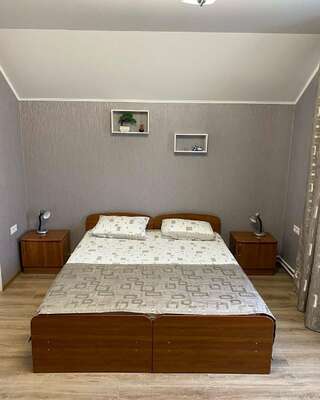 Гостиница Век Анапа Улучшенный четырехместный номер-3